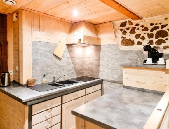 Le Venitien - Vieille Ville D'Annecy - Majord'Home Екстер'єр фото